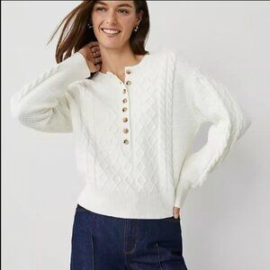 Ann Taylor Winter White Cable Knit Sweater Size X Small